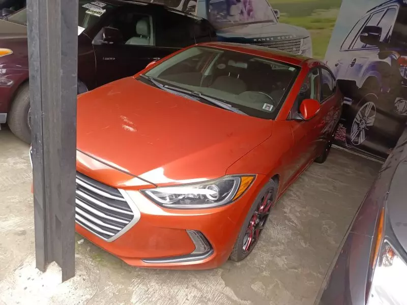 Hyundai Elantra   - 2017