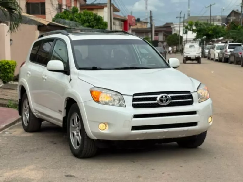 TOYOTA RAV 4 - 2008