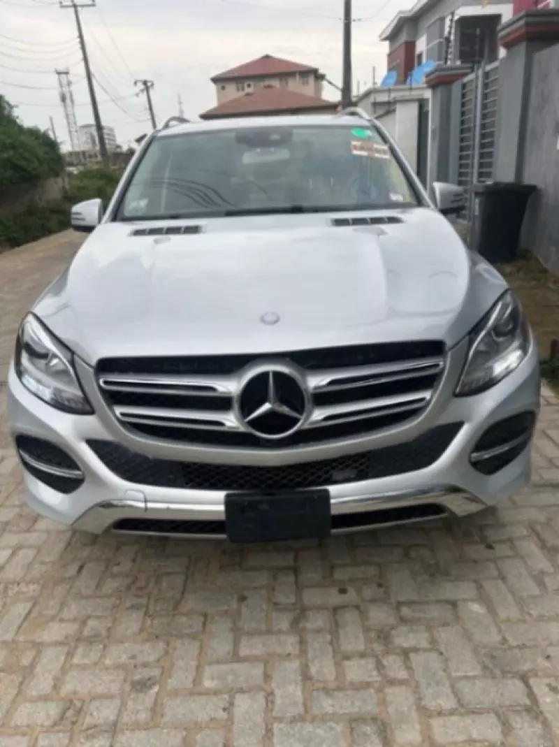 Mercedes-Benz GLE 350   - 2016