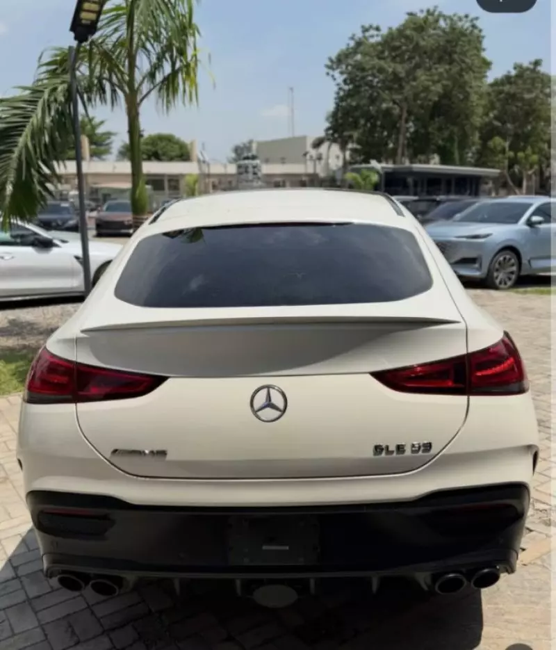 Mercedes-Benz GLE-Class   - 2021