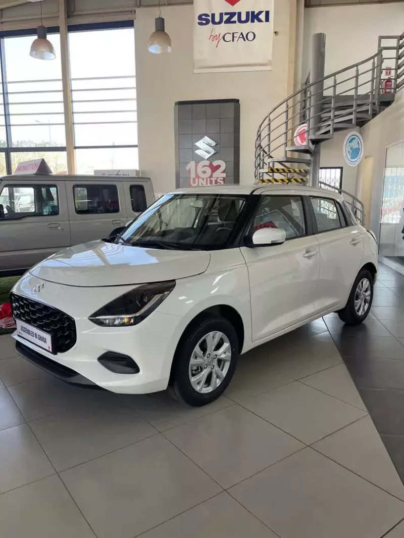 SUZUKI Swift - 2025