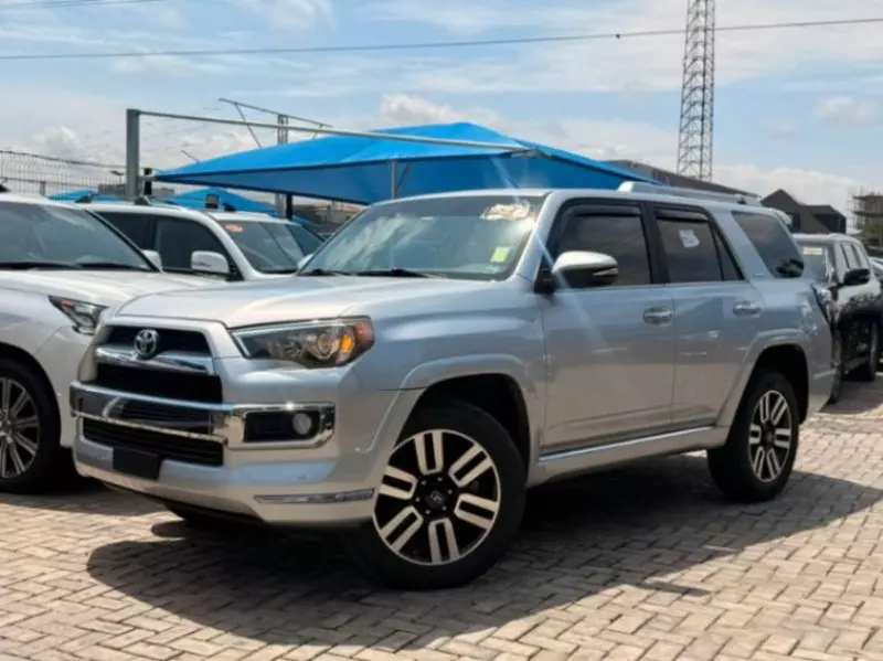 TOYOTA 4-Runner   - 2015