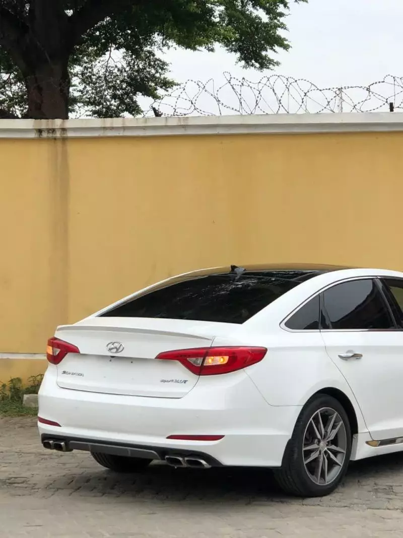 Hyundai SONATA 2,0L BVA GL   - 2015