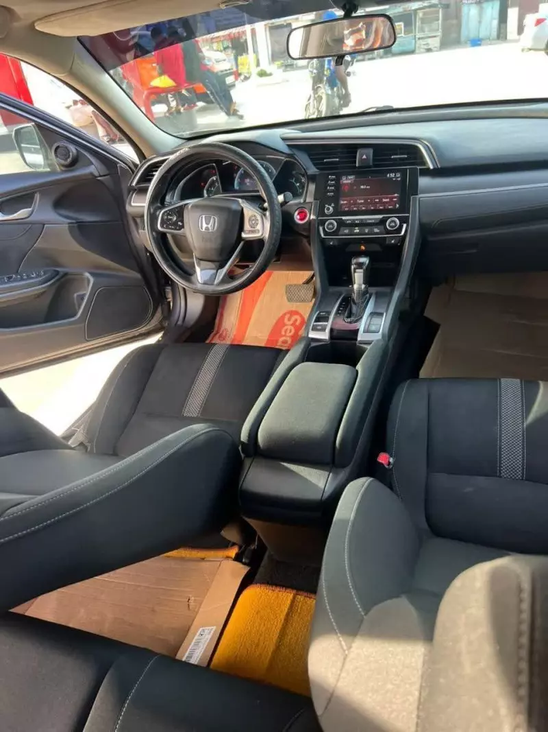 Honda Civic   - 2019