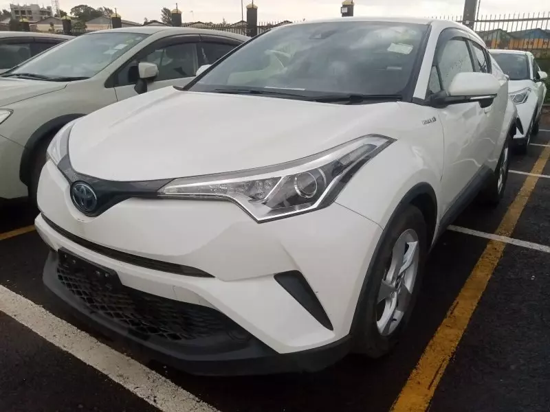 Toyota CH-R   - 2017