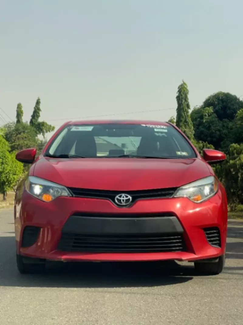 Toyota Corolla   - 2014