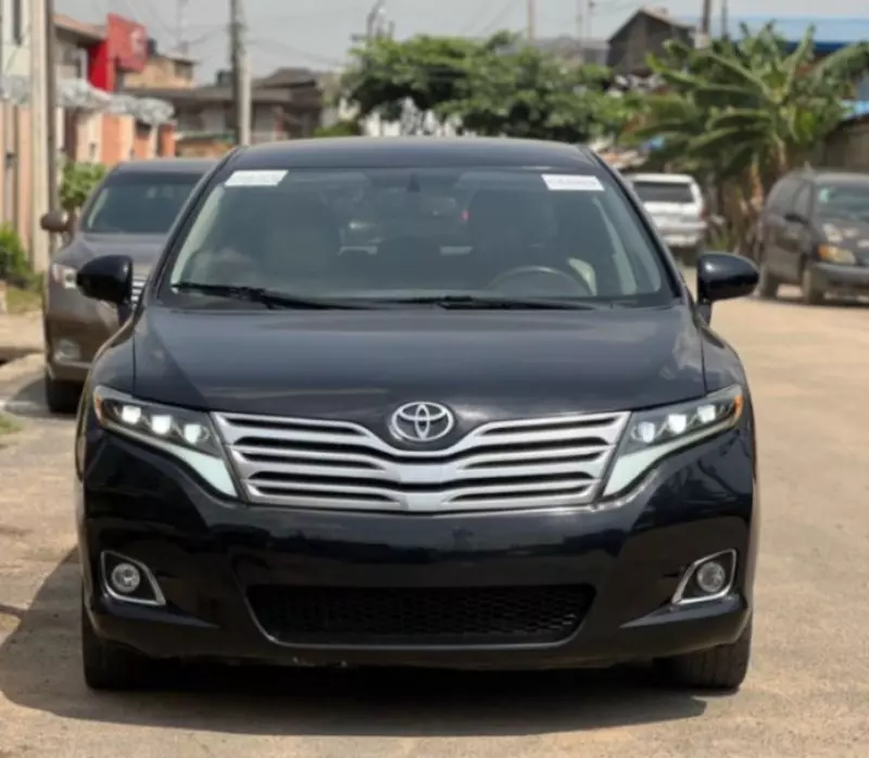 Toyota Venza   - 2011