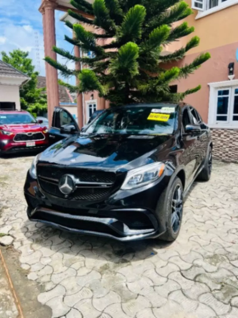 Mercedes-Benz GLE 63 AMG - 2016