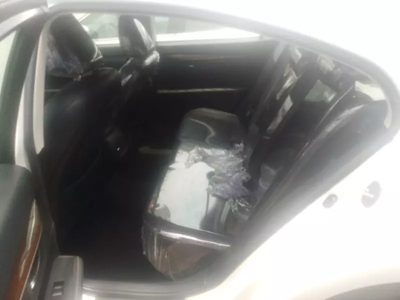 Lexus ES   - 2015