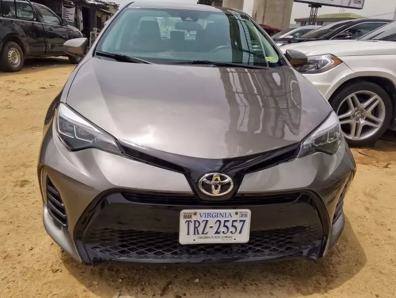 Toyota corolla   - 2018