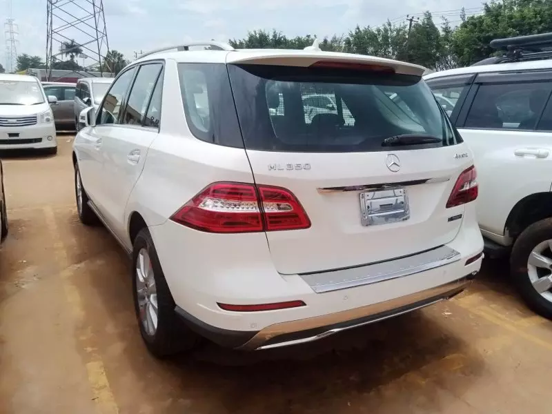 Mercedes-Benz ML 350 - 2012