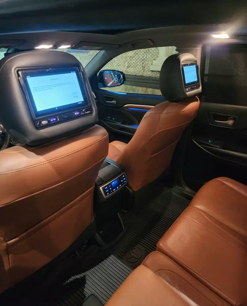 Toyota Highlander   - 2018
