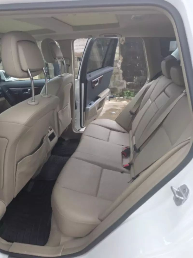 Mercedes-Benz GLK 350   - 2010