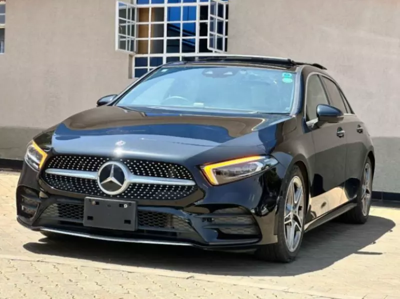 Mercedes-Benz A180   - 2019