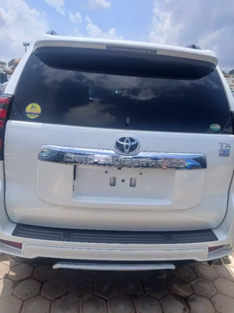 TOYOTA Landcruiser prado TX   - 2017