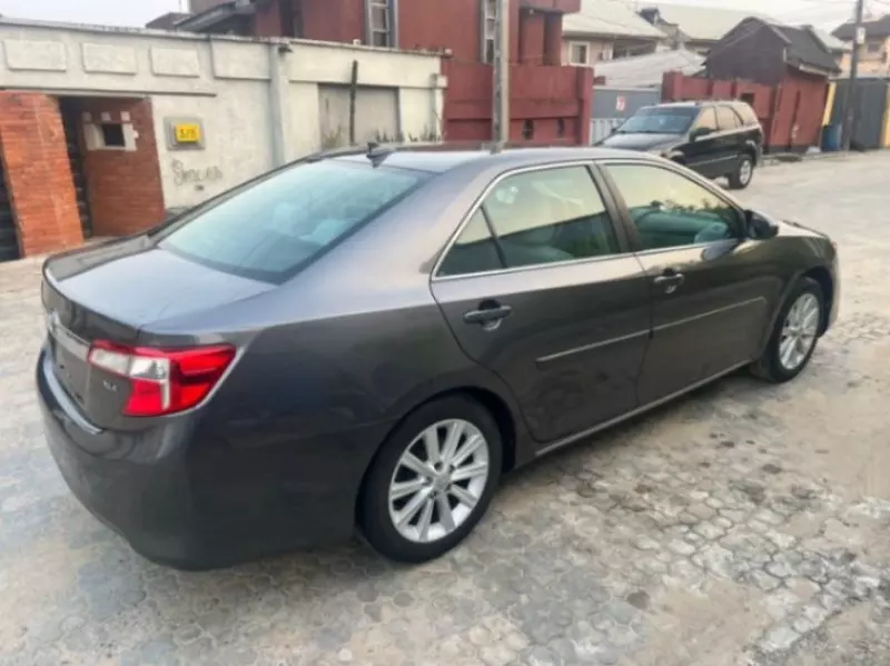 TOYOTA Camry   - 2014