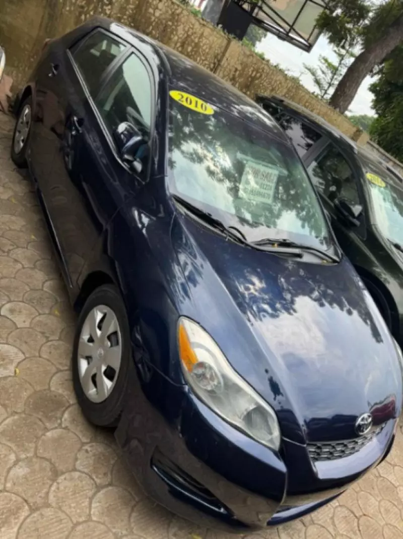 TOYOTA Corolla Matrix   - 2009