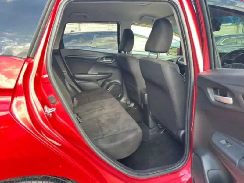 Honda Fit shuttle    - 2020