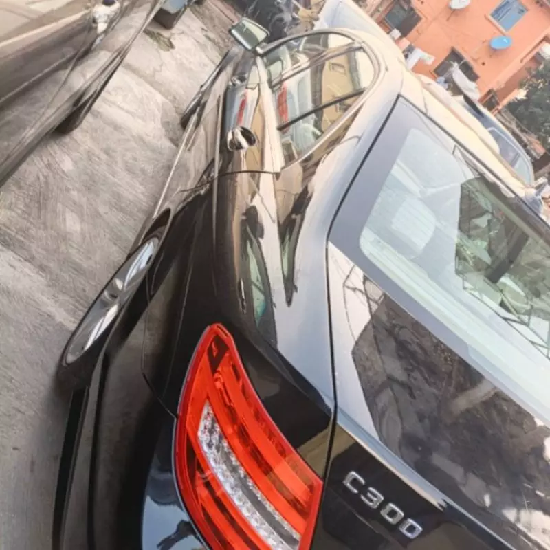 Mercedes-Benz C 300   - 2014
