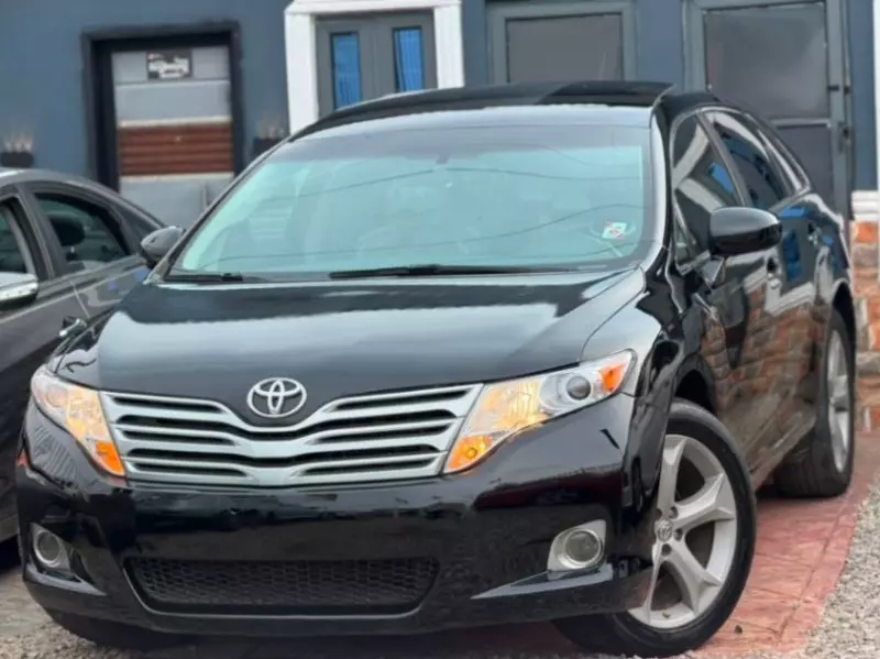 TOYOTA Venza   - 2012