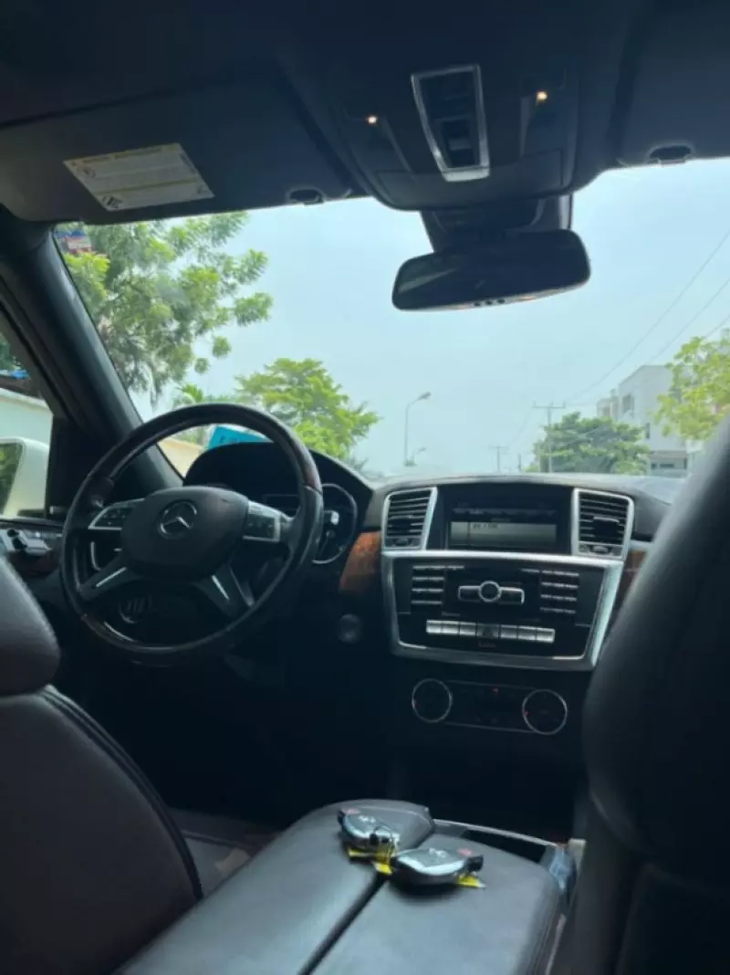 Mercedes-Benz ML 350   - 2014