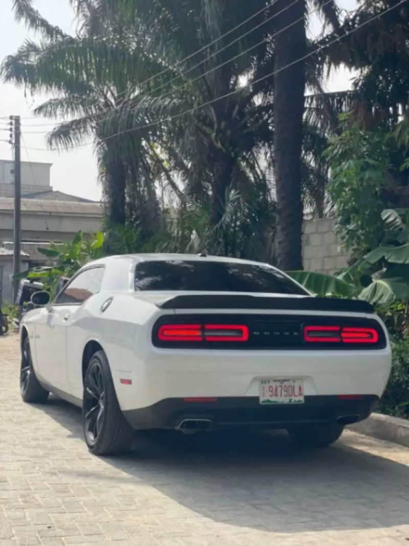 Dodge Challenger   - 2018