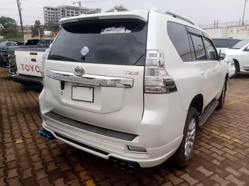 Toyota Landcruiser Prado   - 2021