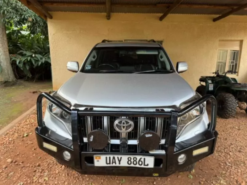 Toyota Landcruiser Prado   - 2015