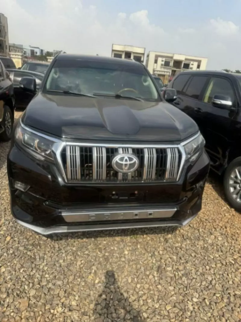 Toyota Land Cruiser   - 2012