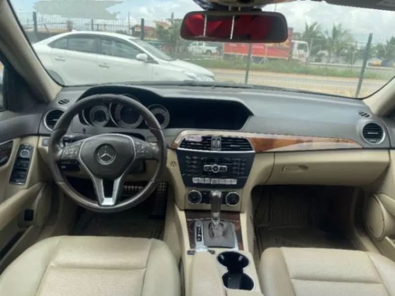Mercedes-Benz C250   - 2014