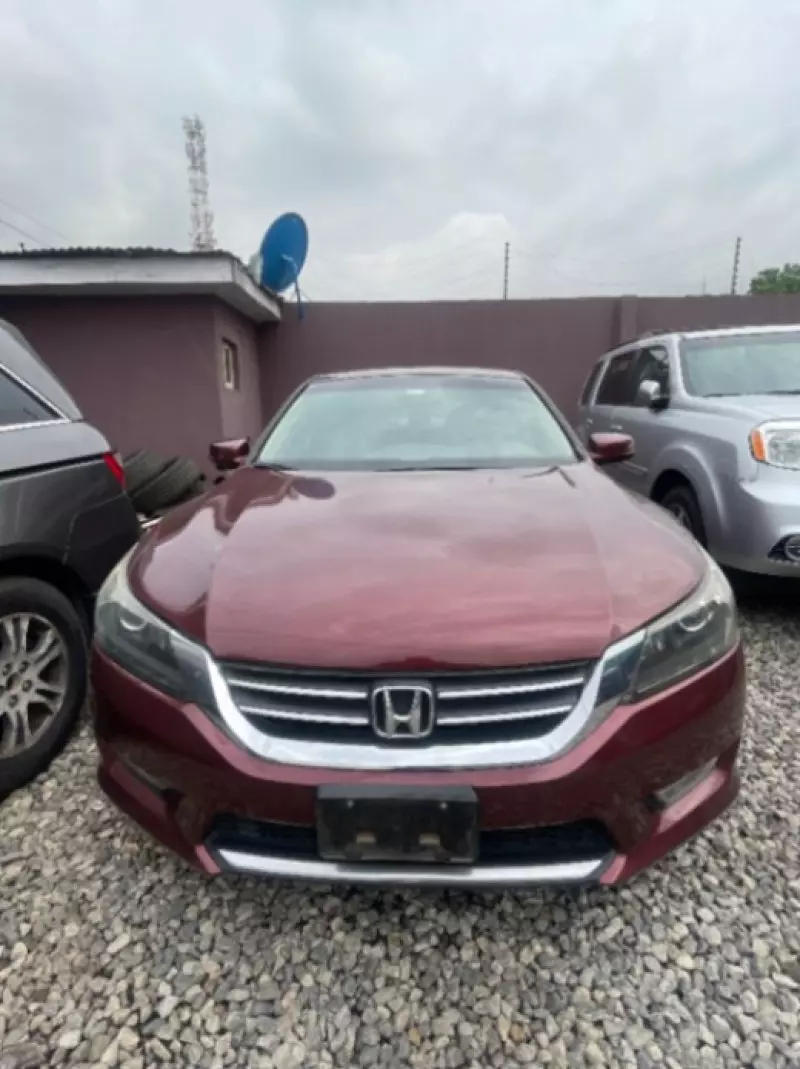 Honda Accord   - 2013