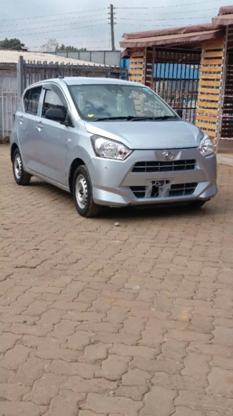 Daihatsu Mira    - 2018