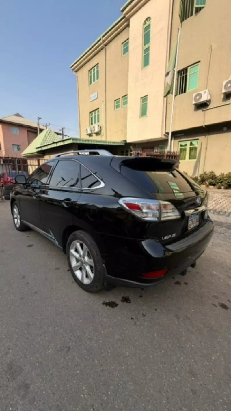 Lexus RX 350   - 2010