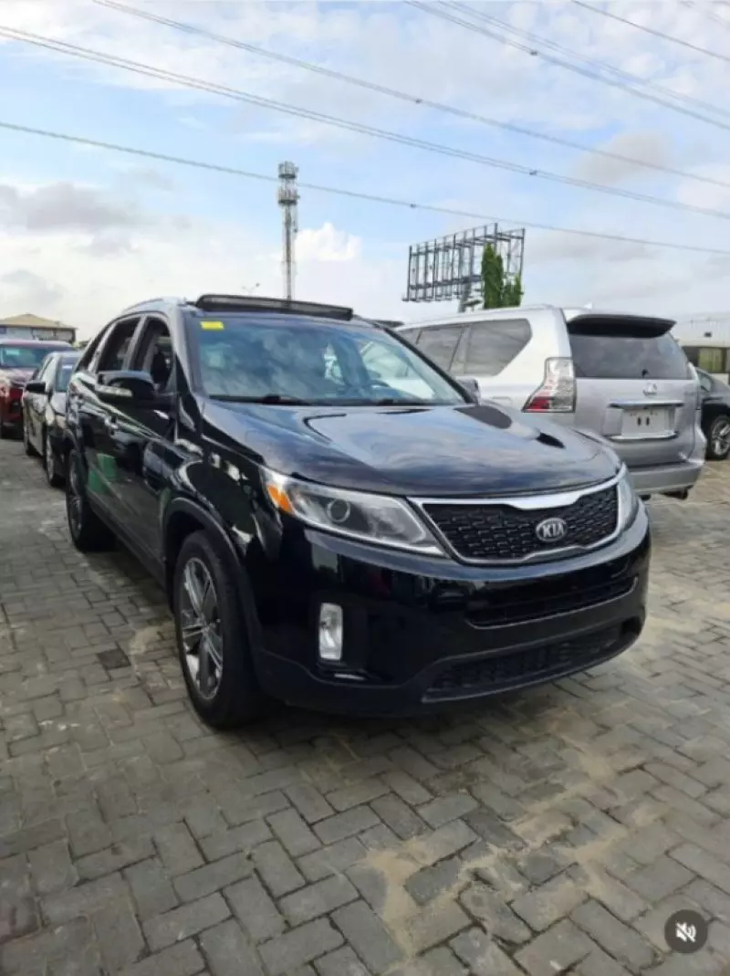 KIA Sorento   - 2014