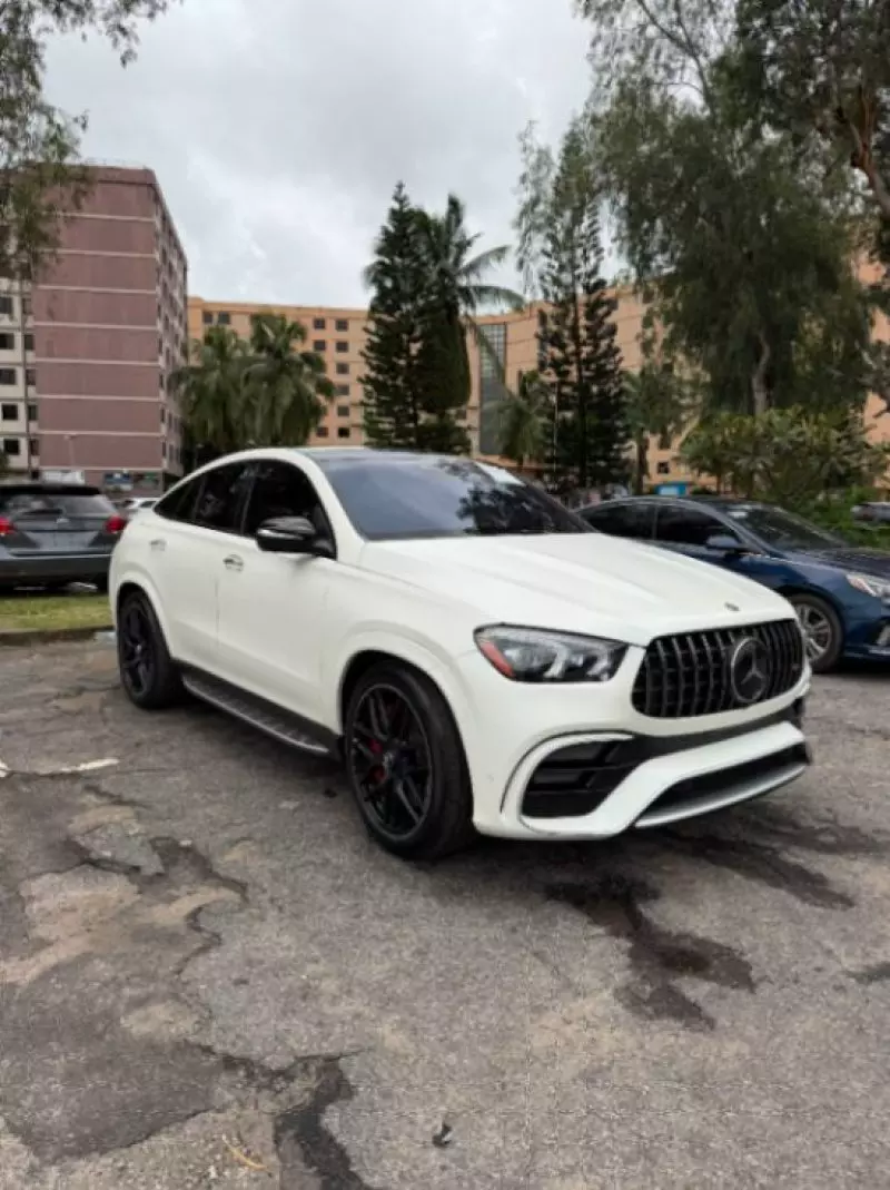 Mercedes-Benz GLE 63 AMG   - 2022