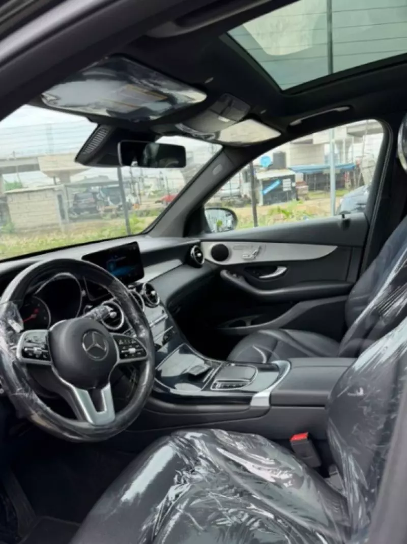 Mercedes-Benz GLC-Class - 2021