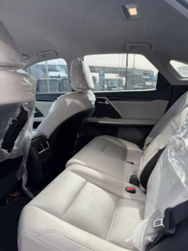 Lexus RX   - 2022
