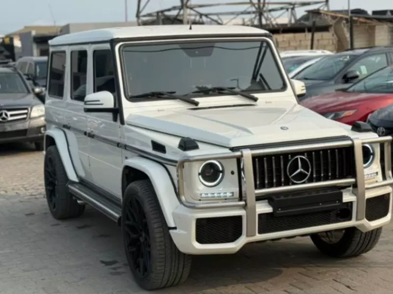 Mercedes-Benz G 63 AMG - 2013