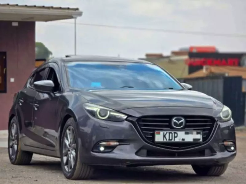 Mazda Axela    - 2016