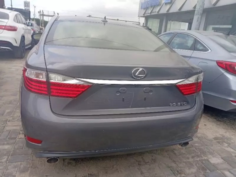 Lexus ES 350   - 2013