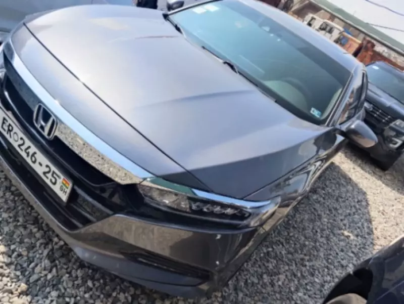 Honda Accord   - 2019