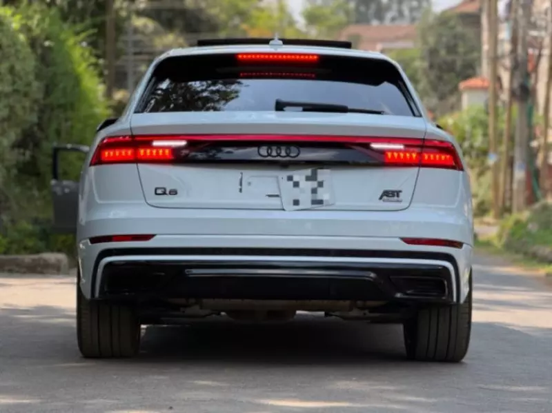 Audi Q8   - 2020