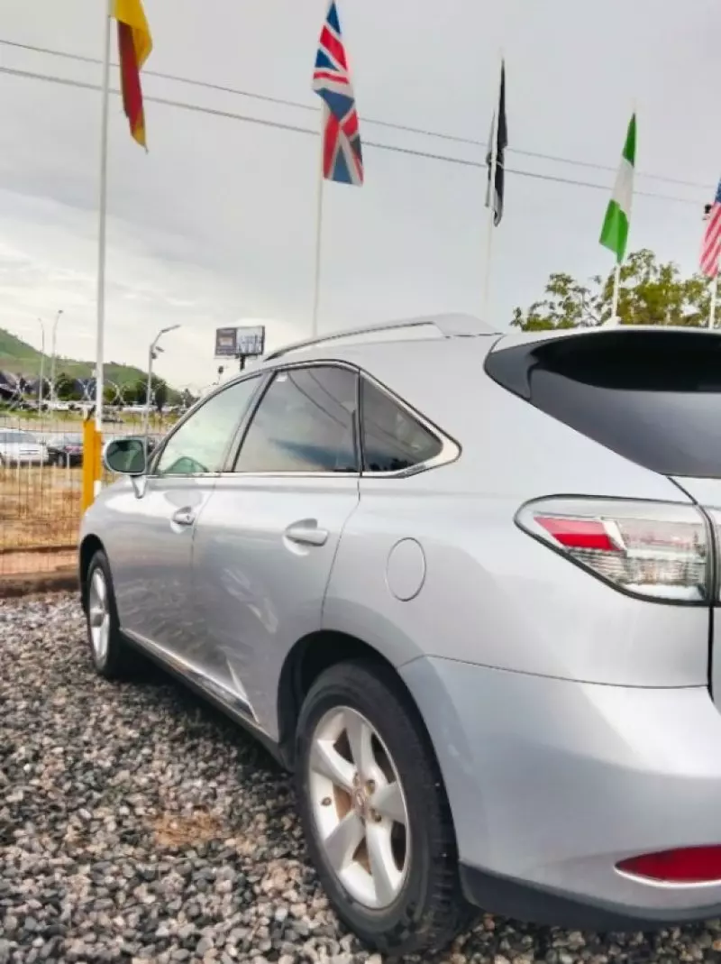 Lexus RX - 2010