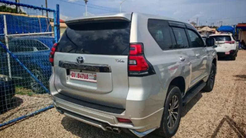 TOYOTA Land Cruiser   - 2011