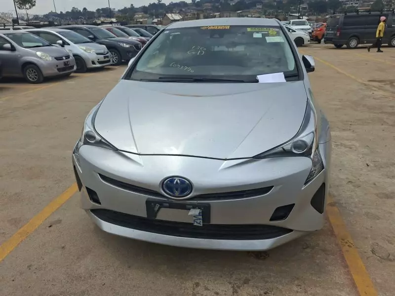 TOYOTA Prius Hybrid    - 2017