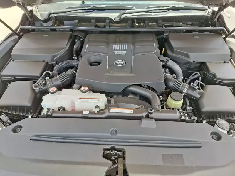 Toyota Landcruiser ZX   - 2023