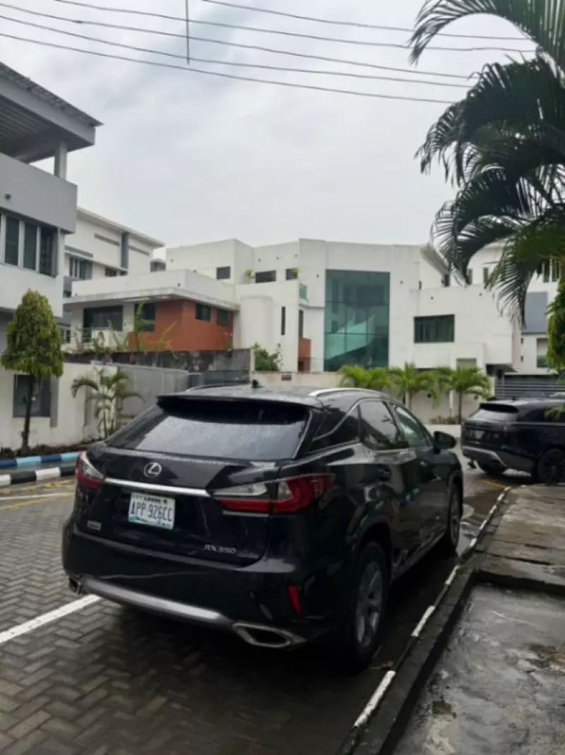 Lexus RX   - 2016