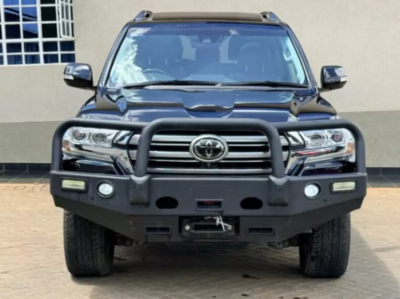 Toyota Landcruiser Sahara   - 2018