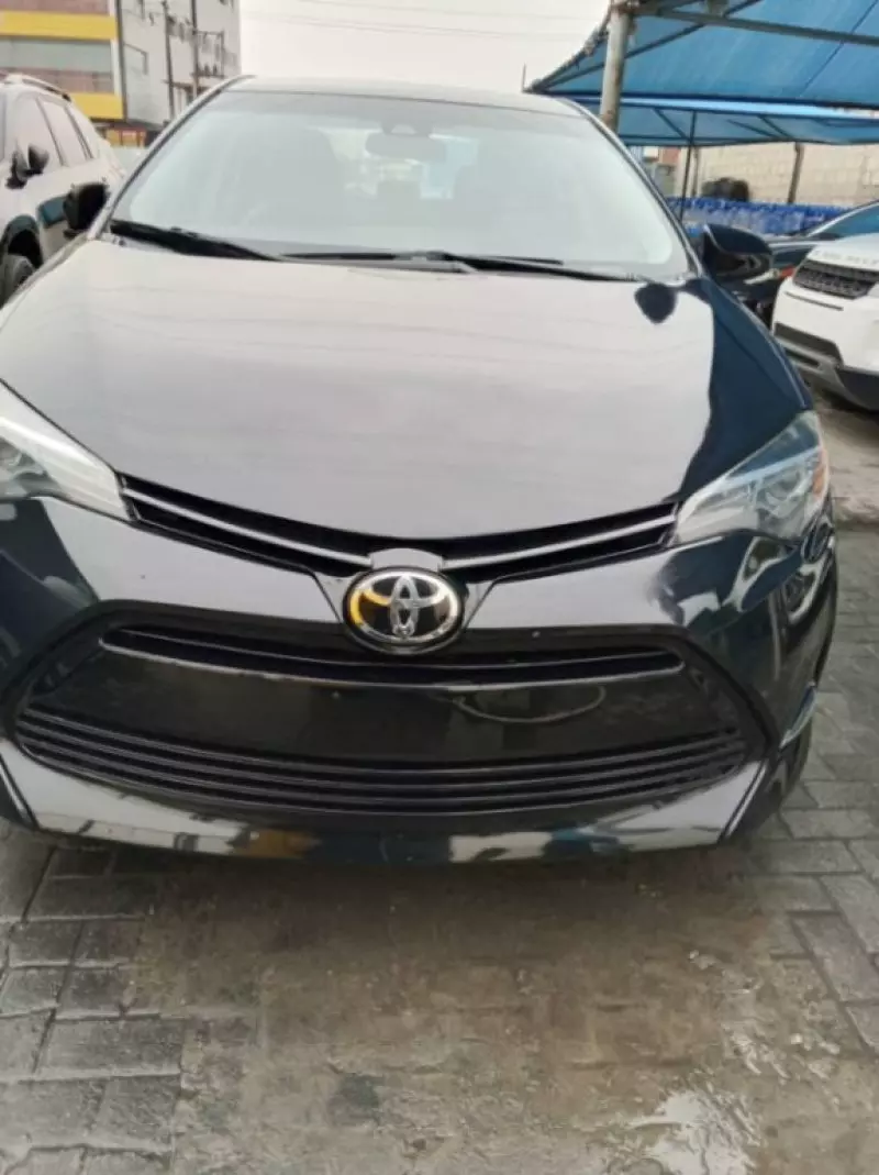 Toyota Corolla   - 2019