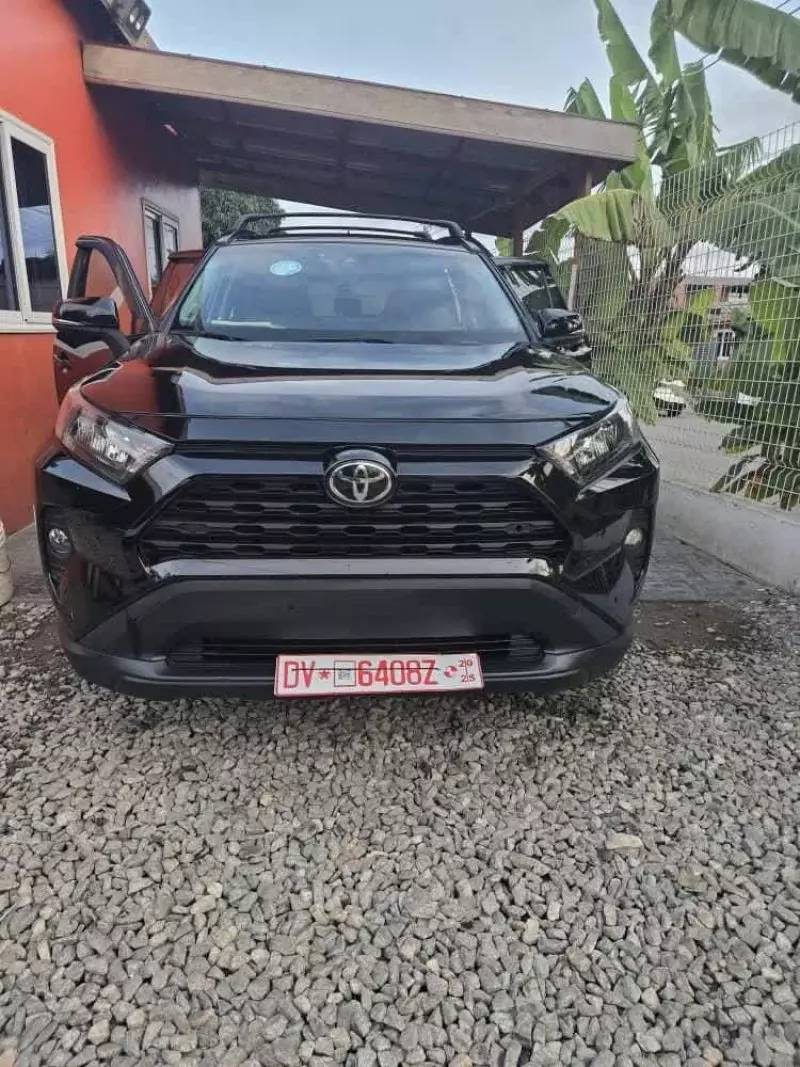 Toyota RAV 4   - 2021